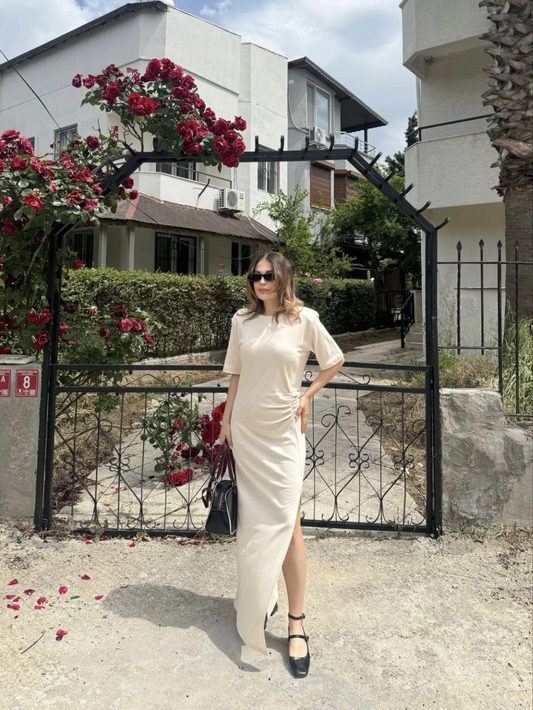 Sofanest Kadın Kısa Kollu Uzun Yandan Yırtmaçlı Elbise - Bej