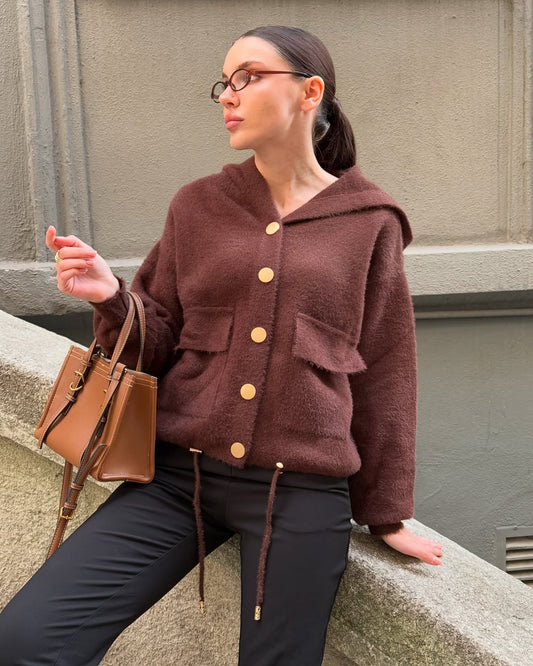 Tüylü Kadın Hırka – Gold Çıt Çıtlı Kalın Kışlık Triko, Angora-Efekt %80 Polyamid %20 Polyester