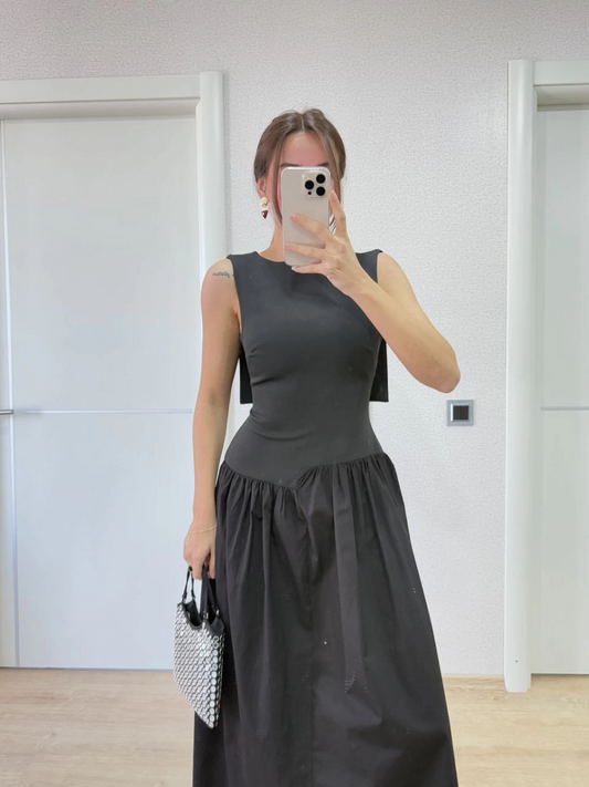 Sofanest Krep Arkası Kanat Arka Ön Pens Detaylı Uzun Kadın Elbise - Siyah