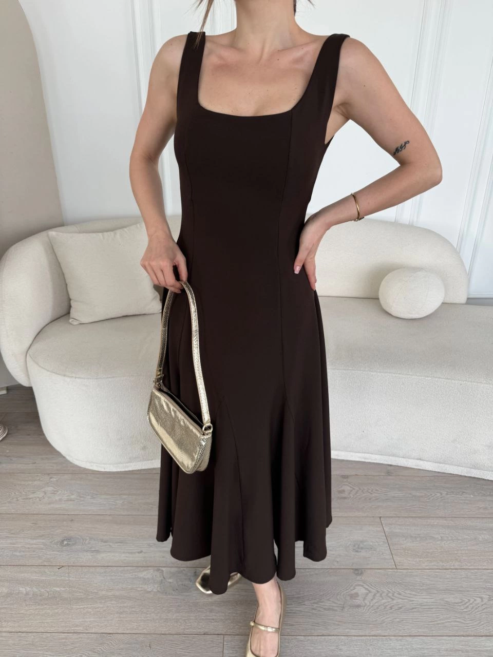 Sofanest Sırt Dekolteli Kolsuz Uzun Elbise - Kahverengi