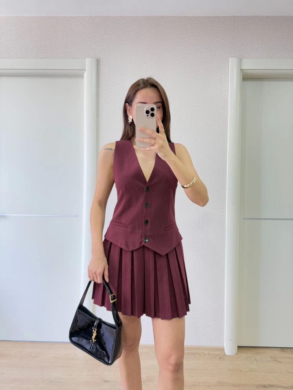 Sofanest Keten Takım Görünümlü Düğme Detaylı Yelekli Mini Elbise - Bordo